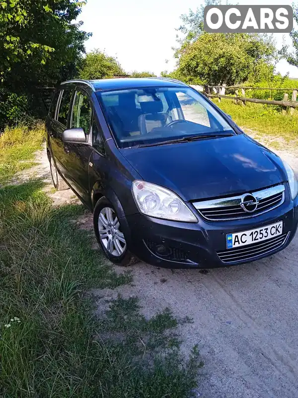 Минивэн Opel Zafira 2010 1.7 л. Ручная / Механика обл. Хмельницкая, Изяслав - Фото 1/7