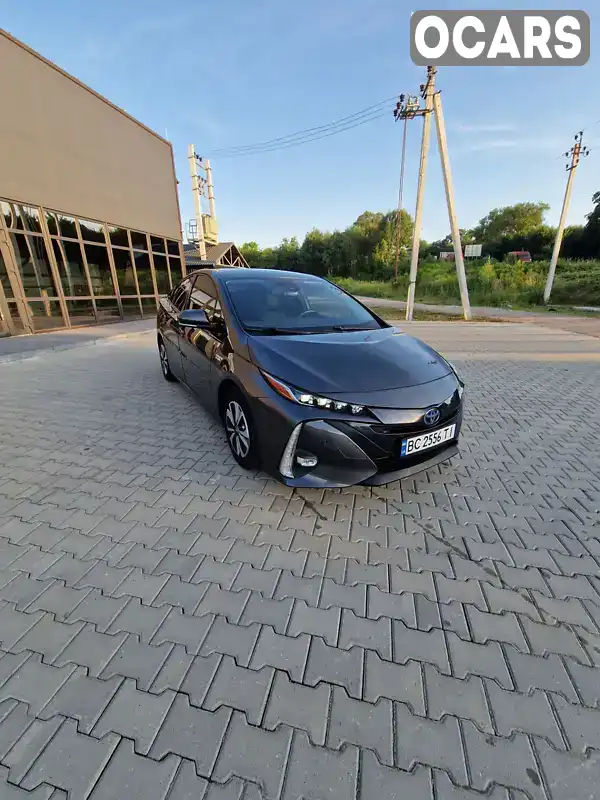 Хэтчбек Toyota Prius 2018 1.8 л. Автомат обл. Львовская, Львов - Фото 1/21