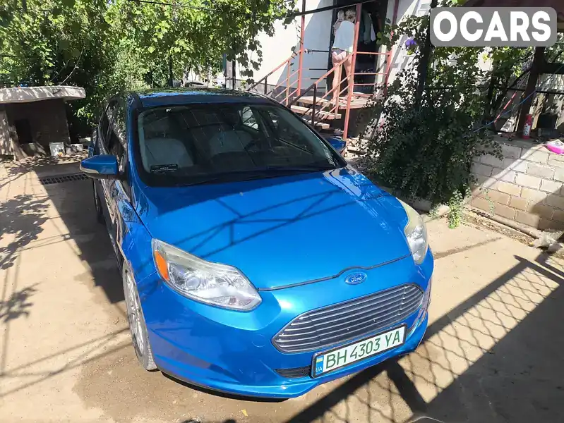 Хетчбек Ford Focus 2012 null_content л. Автомат обл. Одеська, Одеса - Фото 1/17