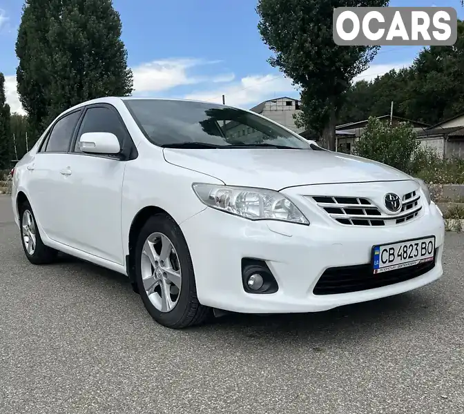 Седан Toyota Corolla 2013 1.4 л. Робот обл. Чернігівська, Чернігів - Фото 1/15