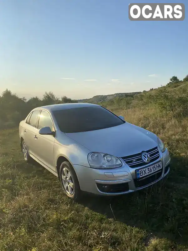 Седан Volkswagen Jetta 2006 1.6 л. Ручна / Механіка обл. Хмельницька, Кам'янець-Подільський - Фото 1/21