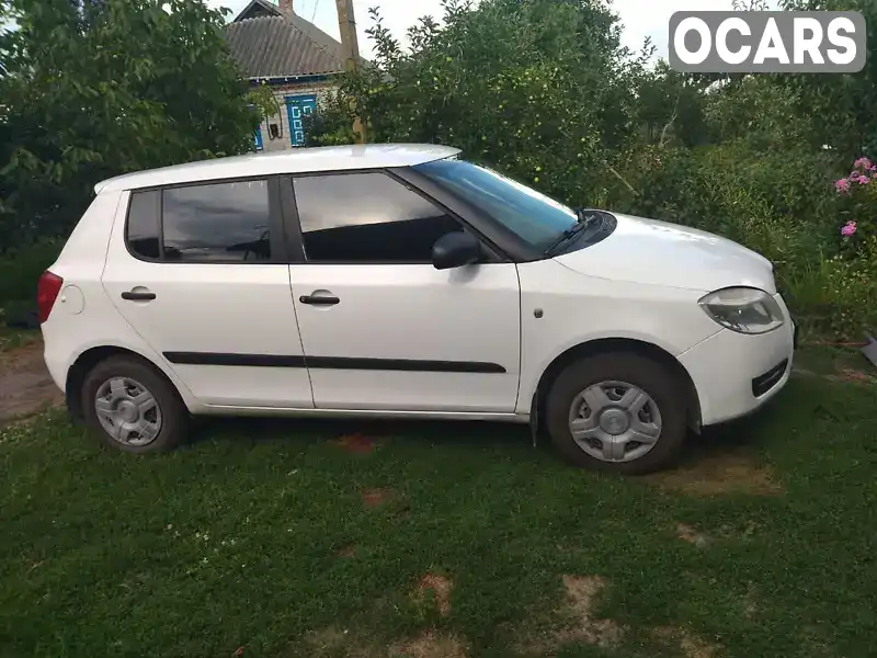 Хетчбек Skoda Fabia 2008 1.2 л. Ручна / Механіка обл. Полтавська, location.city.hradyzk - Фото 1/15