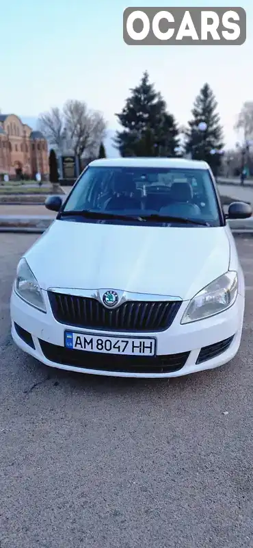 Хэтчбек Skoda Fabia 2011 1.6 л. Ручная / Механика обл. Житомирская, Овруч - Фото 1/15