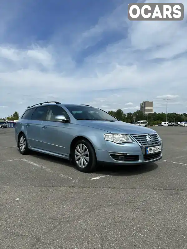 Универсал Volkswagen Passat 2010 1.6 л. Ручная / Механика обл. Черкасская, Умань - Фото 1/21