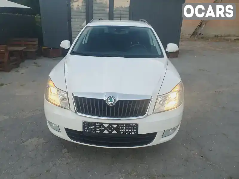 Универсал Skoda Octavia 2011 1.8 л. Ручная / Механика обл. Черкасская, Звенигородка - Фото 1/21