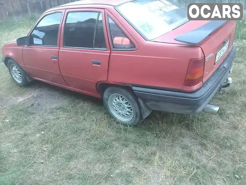 Седан Opel Kadett 1986 1 л. Ручная / Механика обл. Киевская, Киев - Фото 1/9