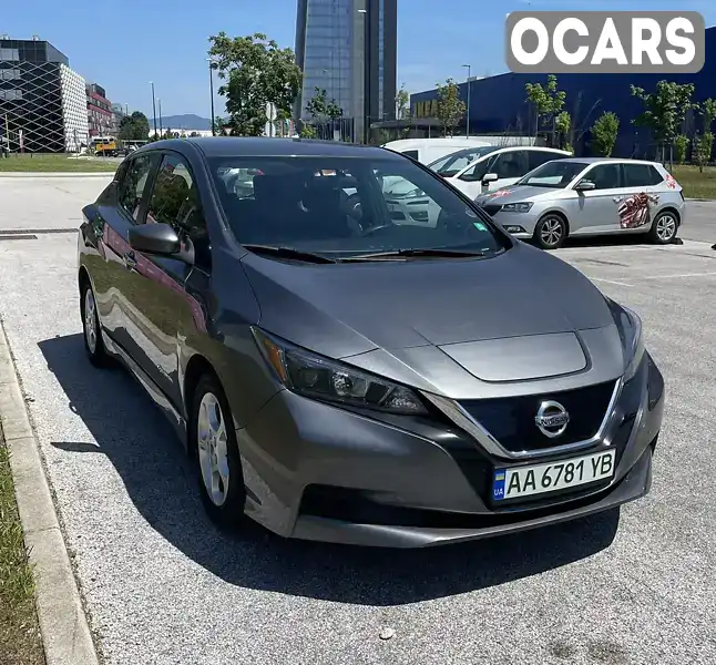 Хетчбек Nissan Leaf 2019 null_content л. обл. Київська, Київ - Фото 1/7