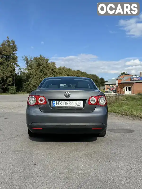 Седан Volkswagen Jetta 2005 1.6 л. Ручная / Механика обл. Николаевская, Вознесенск - Фото 1/3