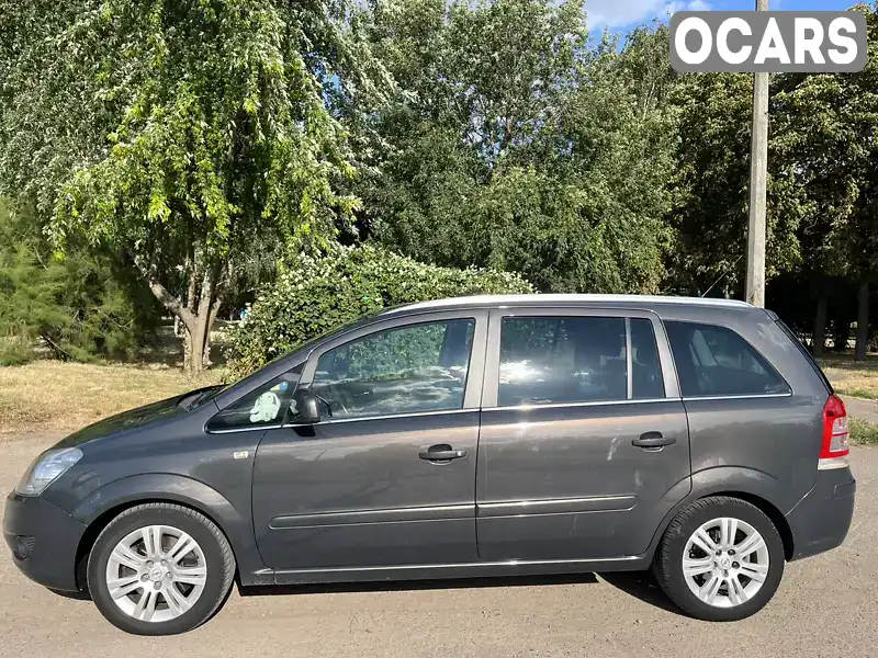 Минивэн Opel Zafira 2013 1.7 л. Ручная / Механика обл. Киевская, Белая Церковь - Фото 1/21