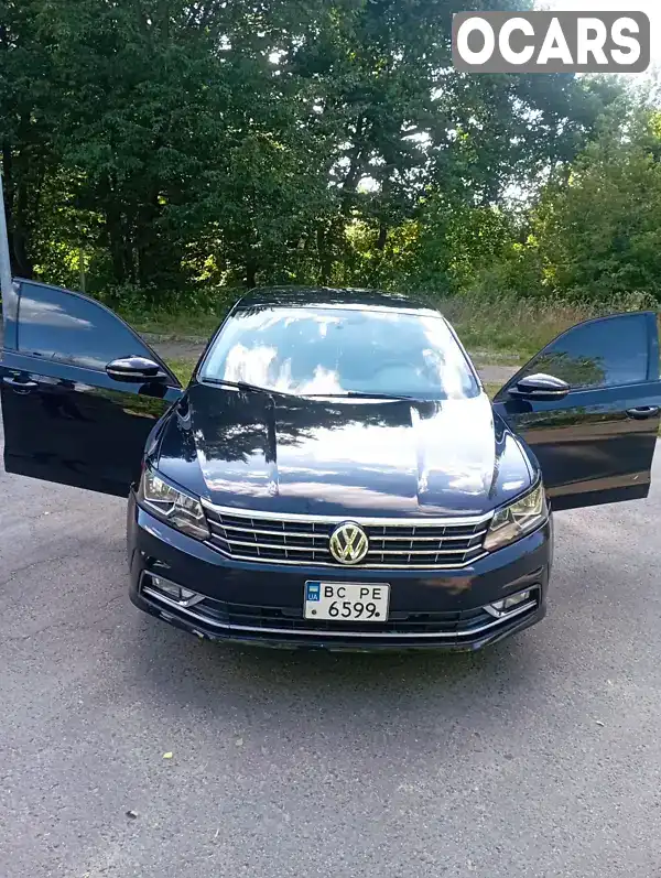 Седан Volkswagen Passat 2018 2 л. Автомат обл. Львовская, Золочев - Фото 1/13