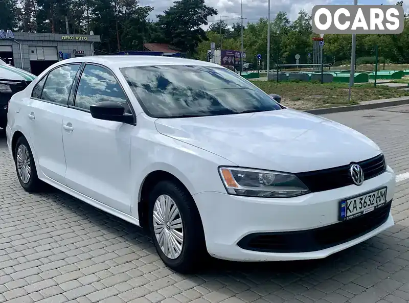 Седан Volkswagen Jetta 2014 1.98 л. Автомат обл. Закарпатская, Ужгород - Фото 1/21