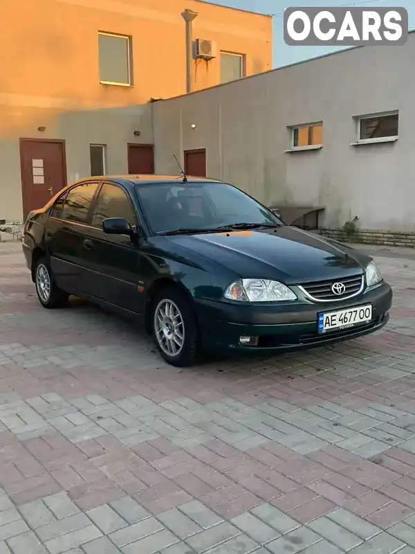 Седан Toyota Avensis 2002 1.8 л. Ручная / Механика обл. Запорожская, Запорожье - Фото 1/12