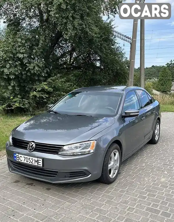 Седан Volkswagen Jetta 2014 1.8 л. Автомат обл. Львовская, Моршин - Фото 1/21