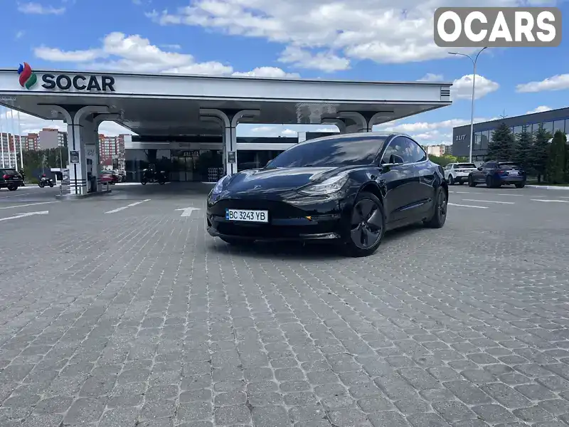 Седан Tesla Model 3 2018 null_content л. обл. Львівська, Львів - Фото 1/15