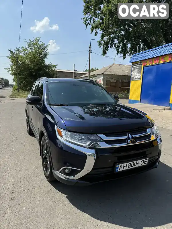 Позашляховик / Кросовер Mitsubishi Outlander 2018 2.36 л. Варіатор обл. Донецька, Покровськ (Красноармійськ) - Фото 1/12