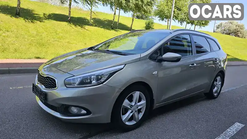 Универсал Kia Ceed 2013 1.6 л. Автомат обл. Киевская, Киев - Фото 1/21