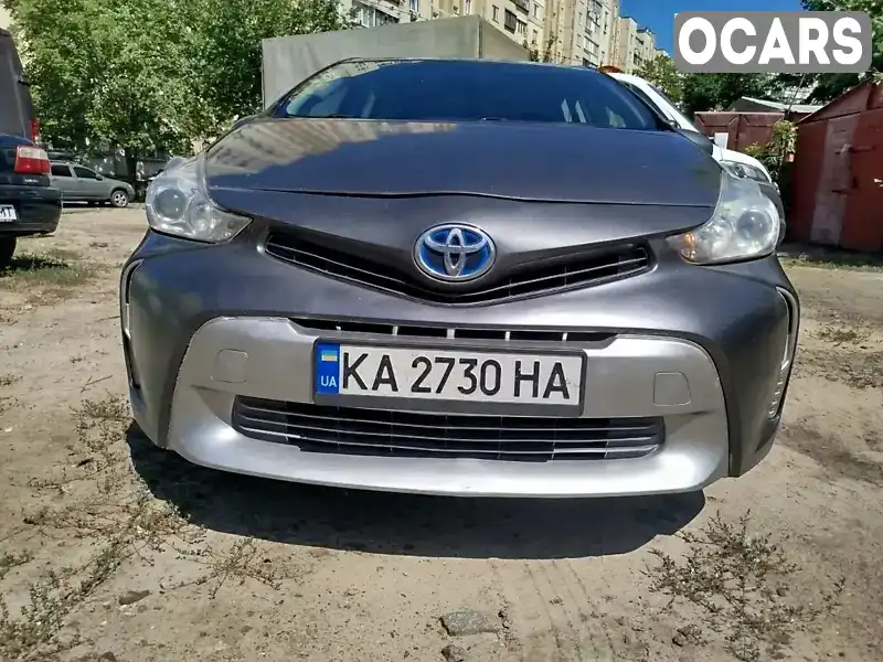 Хэтчбек Toyota Prius 2017 1.8 л. Вариатор обл. Киевская, Киев - Фото 1/21