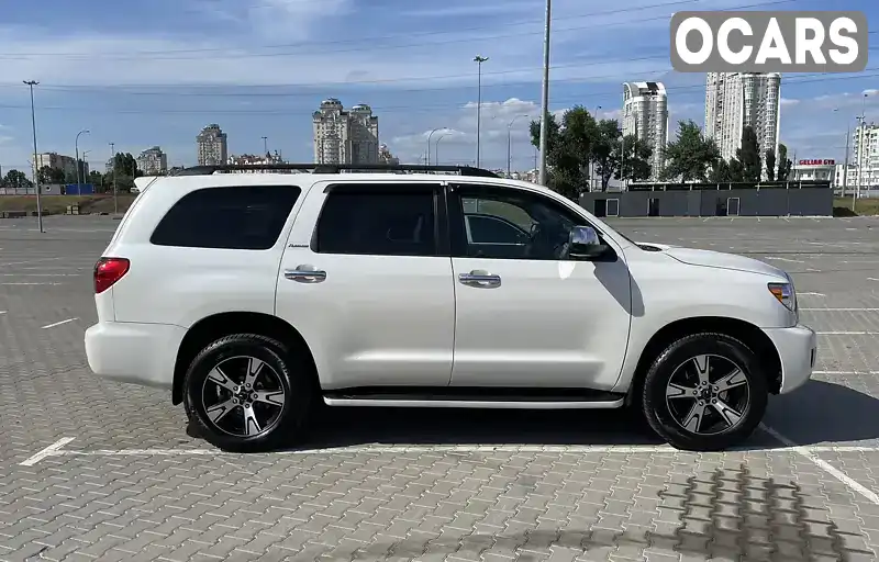 Позашляховик / Кросовер Toyota Sequoia 2012 5.66 л. Автомат обл. Київська, Київ - Фото 1/21