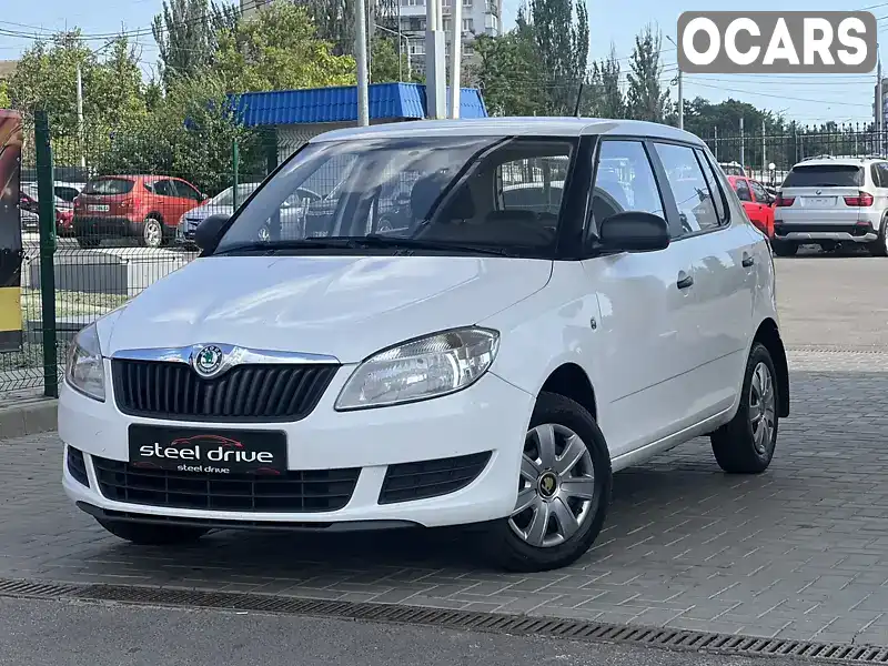 Хэтчбек Skoda Fabia 2011 1.2 л. Ручная / Механика обл. Одесская, Одесса - Фото 1/21