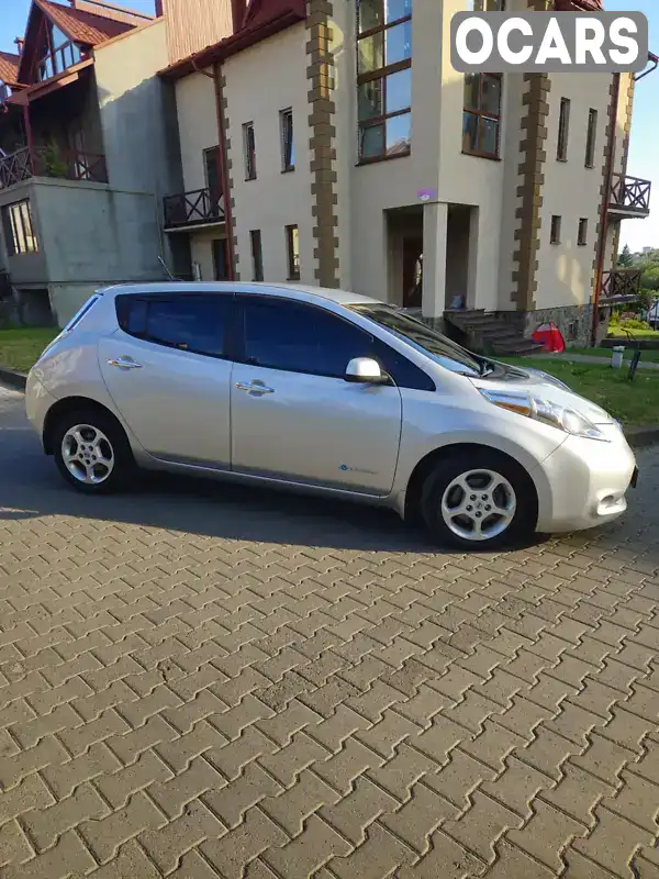 Хэтчбек Nissan Leaf 2013 null_content л. Автомат обл. Черновицкая, Черновцы - Фото 1/20