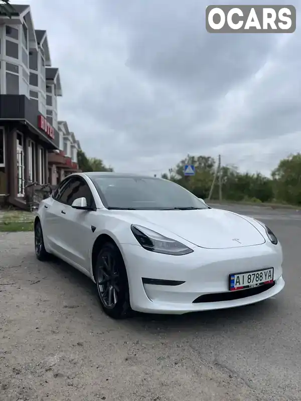 Седан Tesla Model 3 2023 null_content л. обл. Черкасская, Умань - Фото 1/12