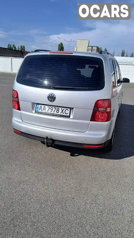 Минивэн Volkswagen Touran 2008 1.6 л. Ручная / Механика обл. Киевская, Киев - Фото 1/21