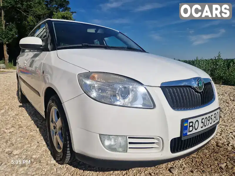 Универсал Skoda Fabia 2009 1.4 л. Ручная / Механика обл. Тернопольская, Тернополь - Фото 1/21