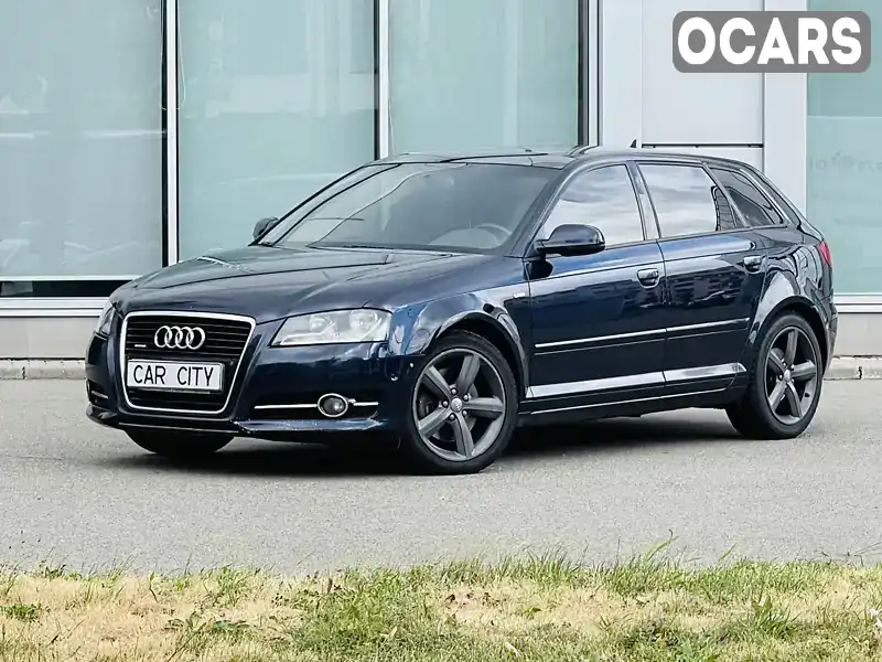 Хэтчбек Audi A3 2012 1.98 л. Робот обл. Киевская, Киев - Фото 1/21