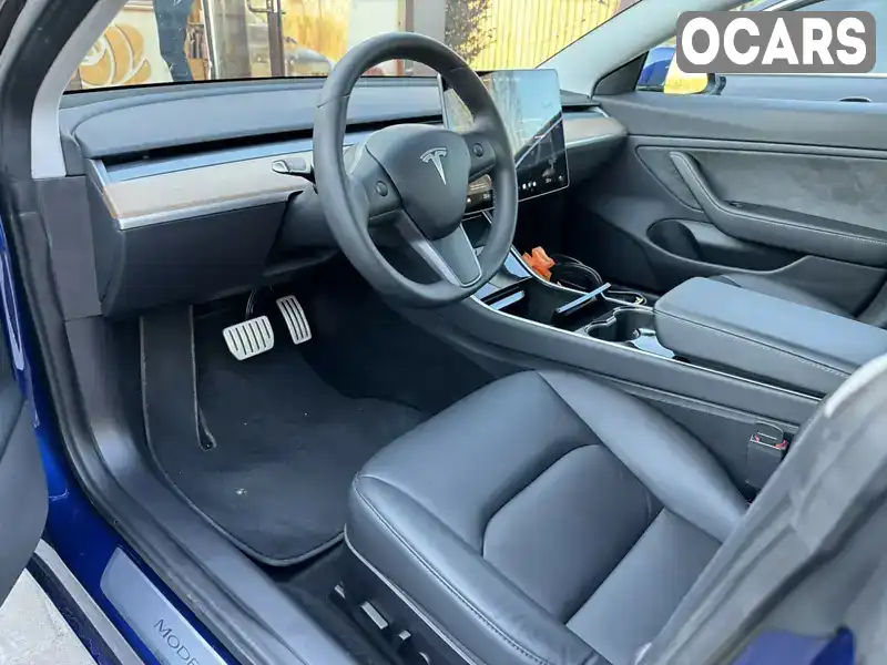 Седан Tesla Model 3 2020 null_content л. Автомат обл. Львівська, location.city.skhidnytsia - Фото 1/3