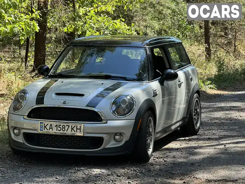 Универсал MINI Clubman 2011 1.6 л. Ручная / Механика обл. Киевская, Боярка - Фото 1/21