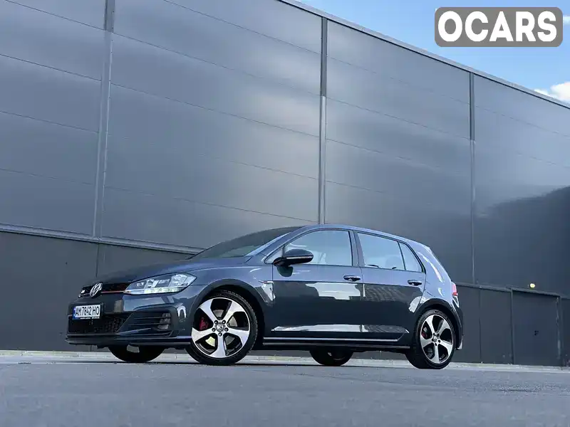 Хэтчбек Volkswagen Golf GTI 2018 2 л. Автомат обл. Киевская, Киев - Фото 1/21