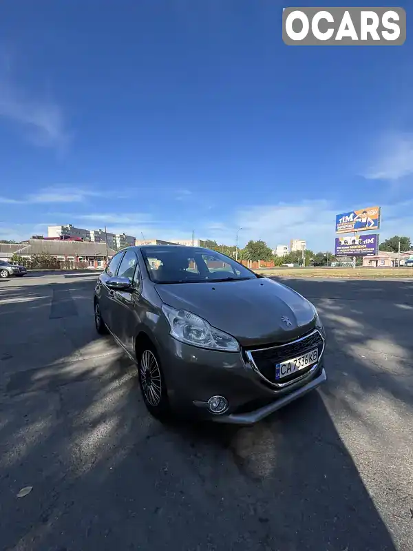 Хэтчбек Peugeot 208 2013 1.4 л. Ручная / Механика обл. Черкасская, Умань - Фото 1/20