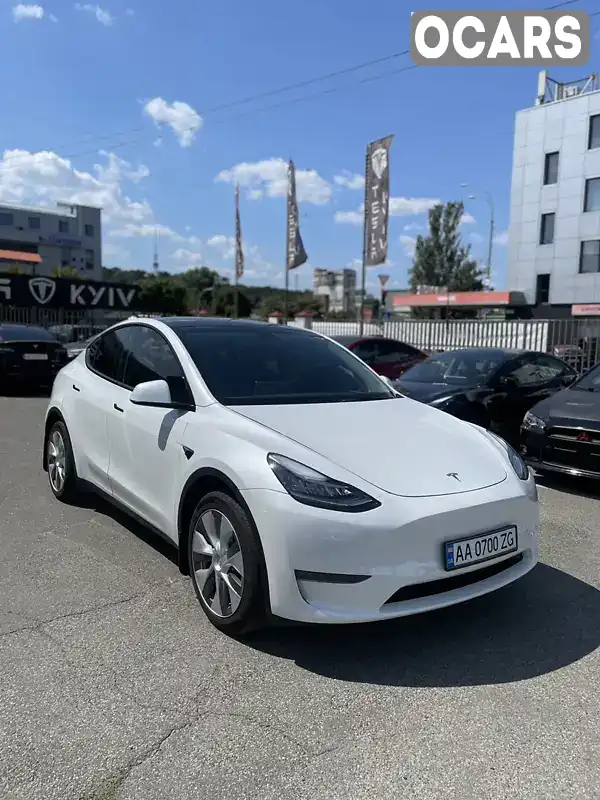 Внедорожник / Кроссовер Tesla Model Y 2023 null_content л. обл. Киевская, Киев - Фото 1/21