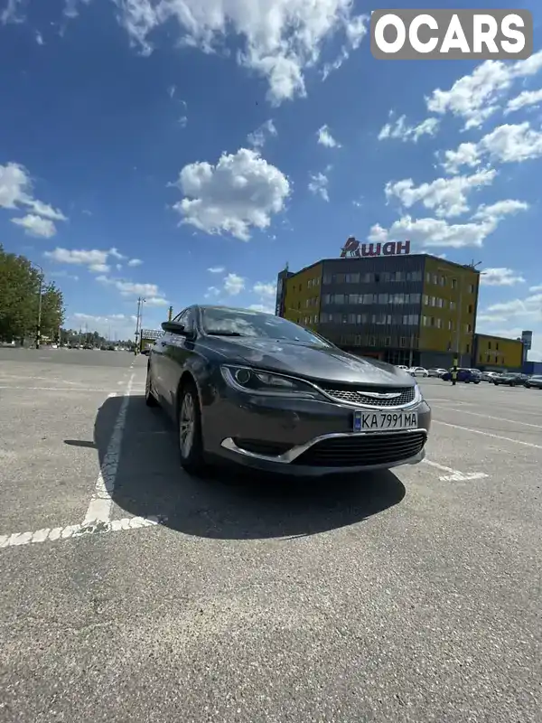 Седан Chrysler 200 2015 2.4 л. Автомат обл. Киевская, Киев - Фото 1/21