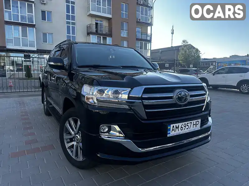 Внедорожник / Кроссовер Toyota Land Cruiser 2019 4.5 л. Автомат обл. Житомирская, Житомир - Фото 1/21