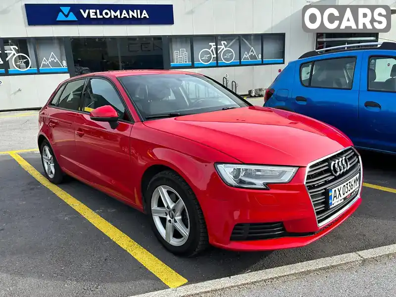 Хэтчбек Audi A3 2019 1.5 л. Автомат обл. Киевская, Киев - Фото 1/13