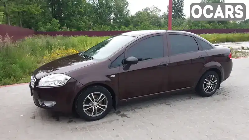 Седан Fiat Linea 2012 1.4 л. Ручна / Механіка обл. Львівська, Новий Розділ - Фото 1/11