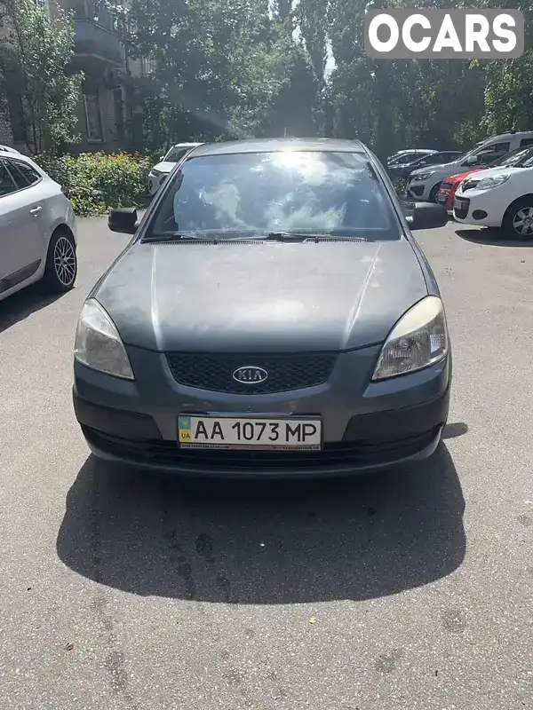 Седан Kia Rio 2006 1.4 л. Ручна / Механіка обл. Київська, Київ - Фото 1/14