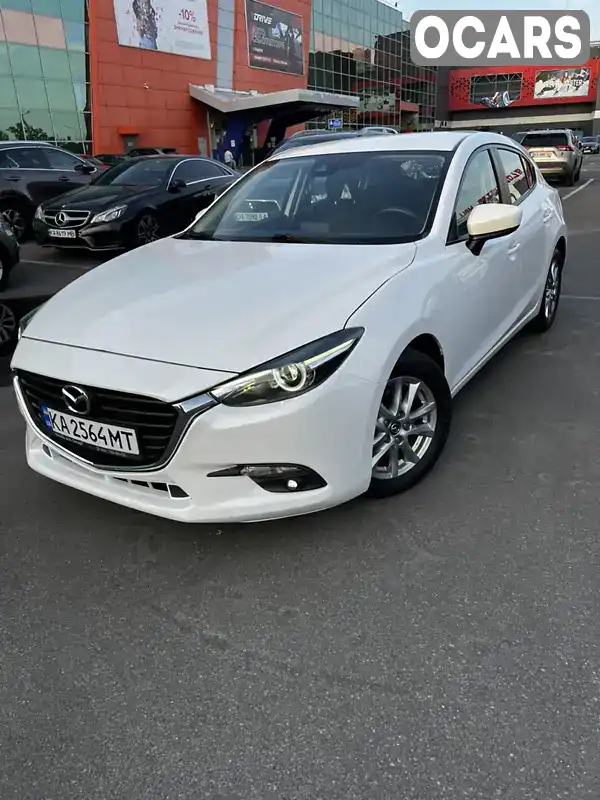 Хэтчбек Mazda 3 2018 2 л. Автомат обл. Киевская, Киев - Фото 1/21