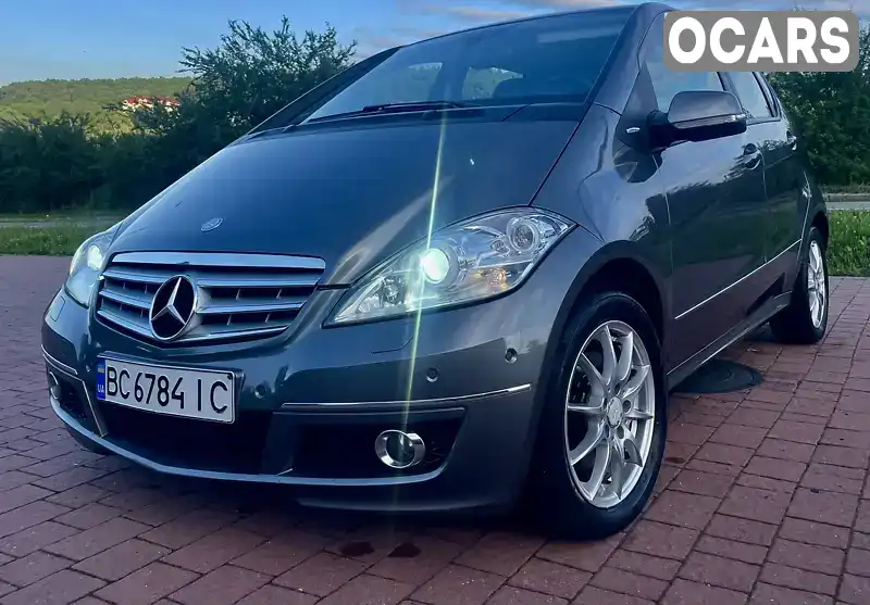 Хэтчбек Mercedes-Benz A-Class 2010 2 л. Автомат обл. Львовская, Трускавец - Фото 1/21