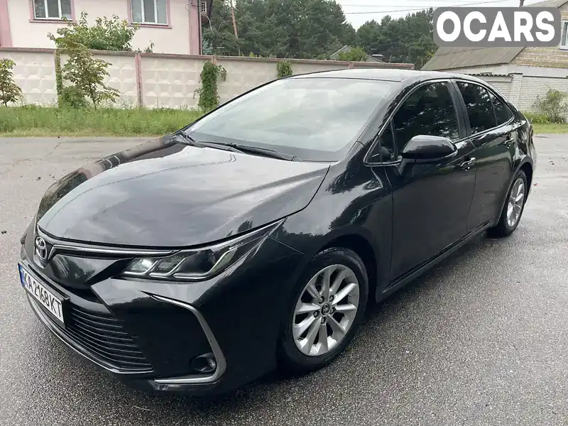 Седан Toyota Corolla 2019 1.6 л. Вариатор обл. Киевская, Киев - Фото 1/20