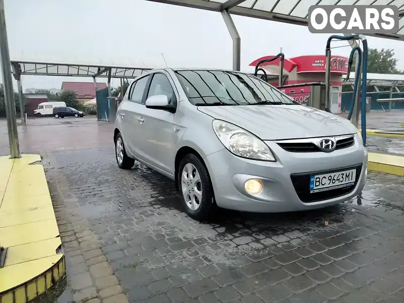 Хетчбек Hyundai i20 2009 1.58 л. Ручна / Механіка обл. Львівська, Буськ - Фото 1/14