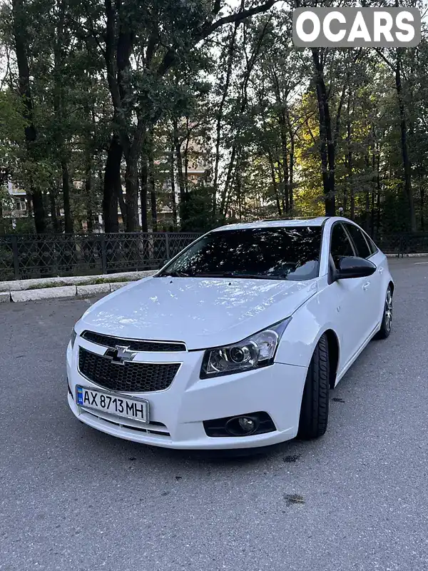 Седан Chevrolet Cruze 2012 2 л. Ручна / Механіка обл. Харківська, Харків - Фото 1/21