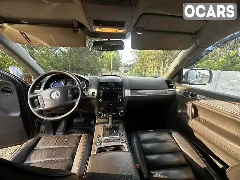 Позашляховик / Кросовер Volkswagen Touareg 2006 2.97 л. Автомат обл. Миколаївська, Миколаїв - Фото 1/10