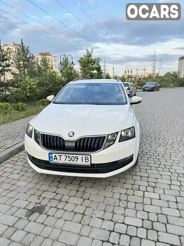 Універсал Skoda Octavia 2018 1.6 л. Автомат обл. Івано-Франківська, Івано-Франківськ - Фото 1/21