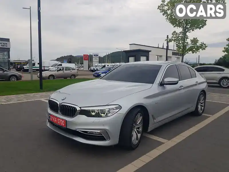 Седан BMW 5 Series 2017 2 л. Автомат обл. Закарпатська, Мукачево - Фото 1/21