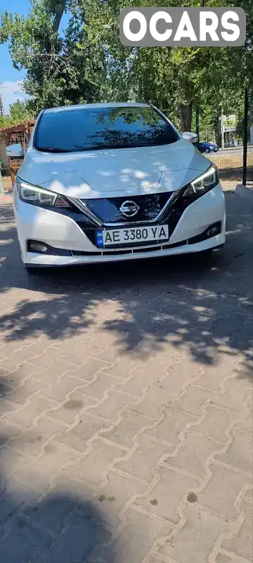 Хэтчбек Nissan Leaf 2020 null_content л. Вариатор обл. Днепропетровская, Кривой Рог - Фото 1/9