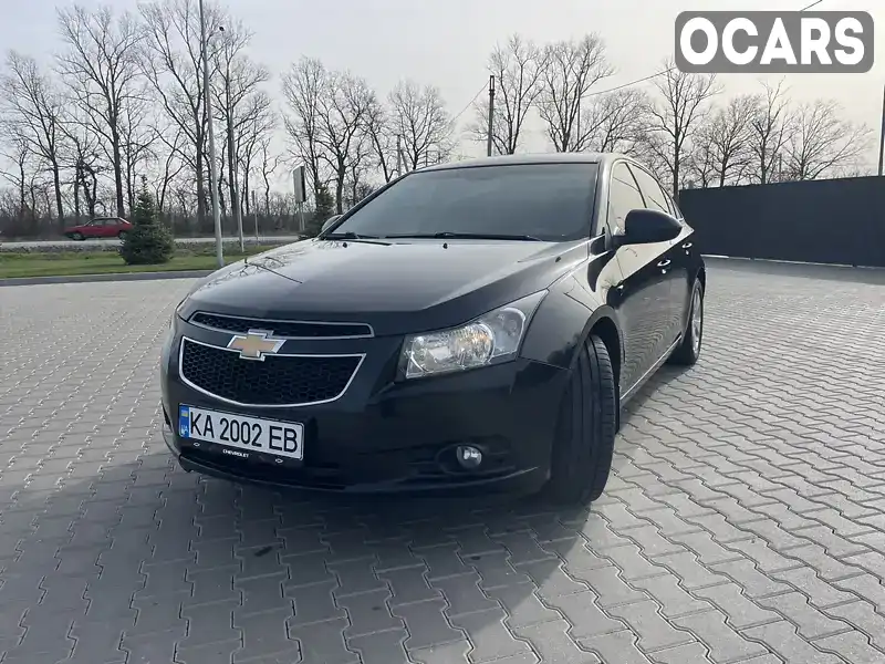 Седан Chevrolet Cruze 2011 2 л. Ручная / Механика обл. Киевская, Кагарлык - Фото 1/11