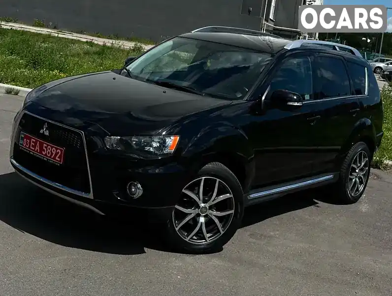 Позашляховик / Кросовер Mitsubishi Outlander XL 2011 2.2 л. Автомат обл. Чернігівська, Чернігів - Фото 1/21