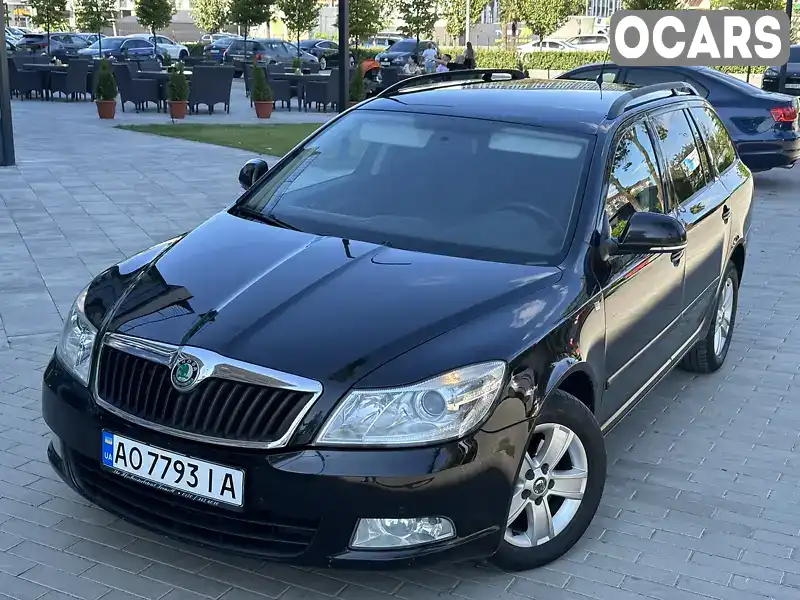 Универсал Skoda Octavia 2011 1.97 л. Автомат обл. Закарпатская, Ужгород - Фото 1/21